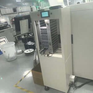 Loading machine